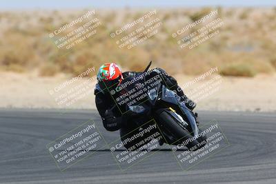 media/Apr-09-2022-SoCal Trackdays (Sat) [[c9e19a26ab]]/Turn 16 (2pm)/